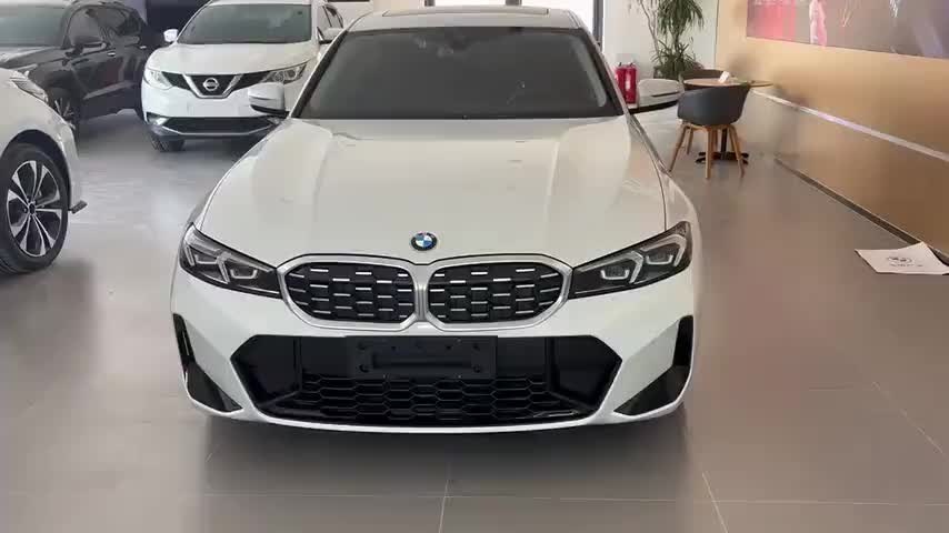 宝马3系 2024款 325i M运动套装实拍1