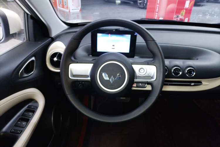 五菱汽车 五菱缤果 2024款 203km 轻享款局部细节13