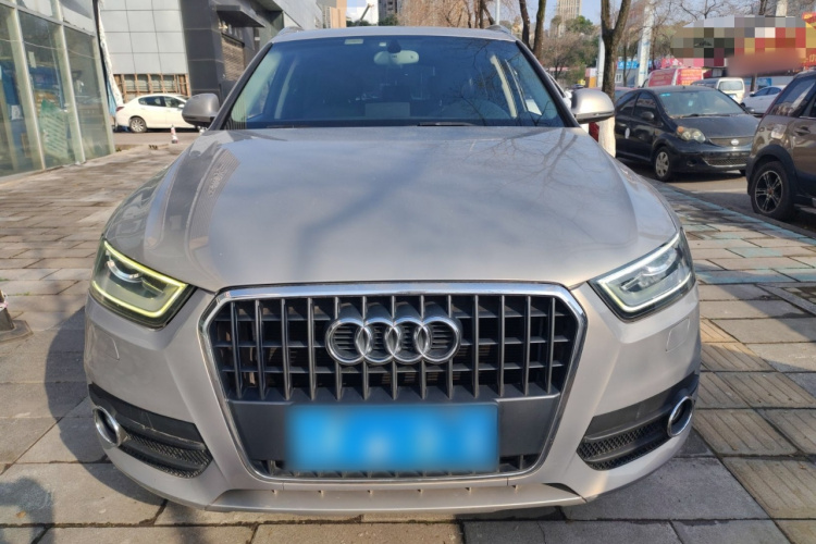 奥迪Q3 2013款 35 TFSI quattro 技术型车身外观2