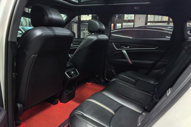 本田UR-V 2020款 240TURBO 两驱致悦版中控内饰7007