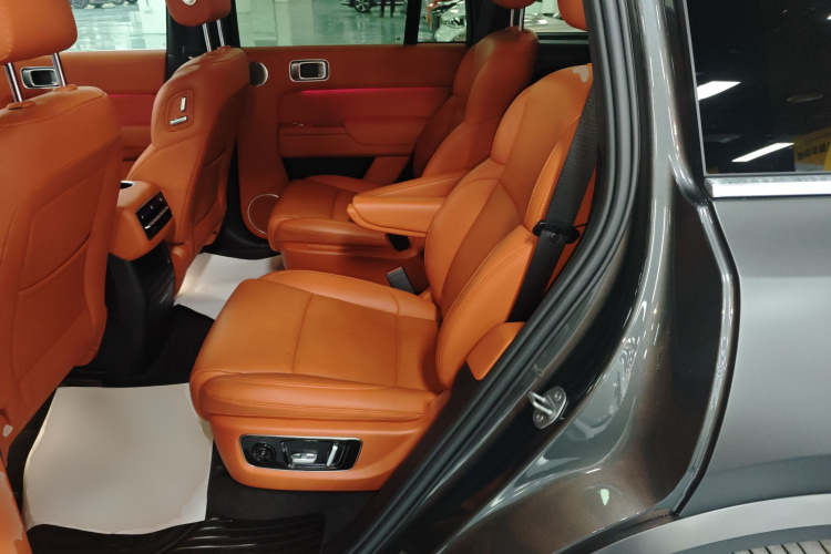 理想汽车 理想L8 2023款 Pro中控内饰21