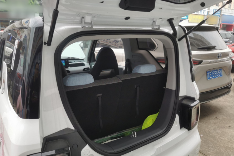 吉利银河 2024款 熊猫mini 200km 耐力熊局部细节23