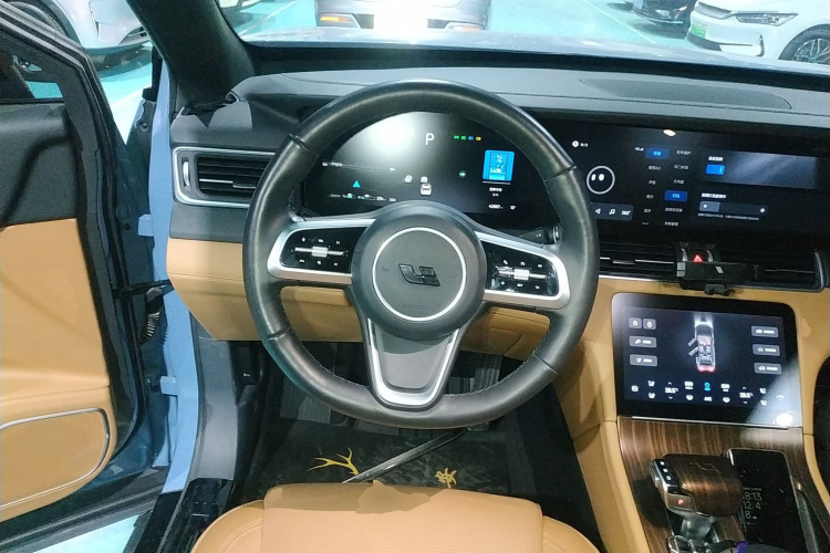 理想汽车 理想ONE 2021款 增程6座版中控内饰13