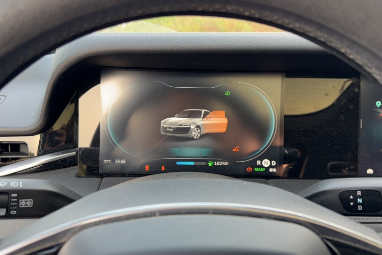 零跑汽车 零跑S01 2019款 380 Pro局部细节14