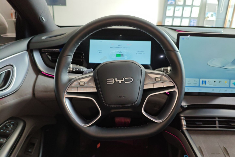 比亚迪 海豹07 DM-i 2025款 智驾版 DM-i 1.5L 125km 尊贵型局部细节13