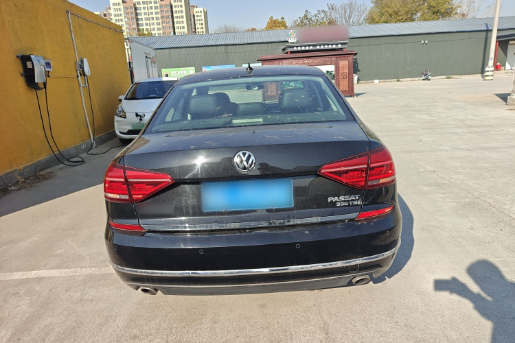 大众 帕萨特 2016款 330TSI DSG御尊版车身外观6004