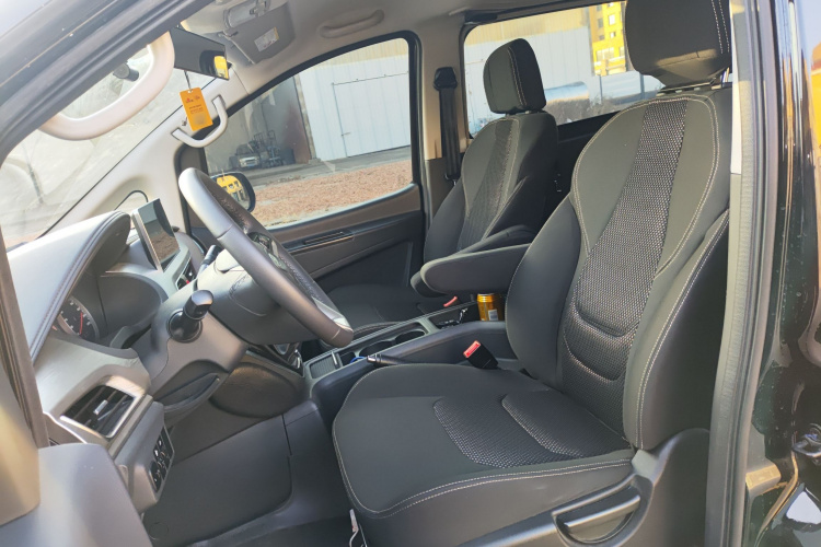 江淮瑞风 瑞风M3 2022款 1.5T 7座标准版中控内饰19