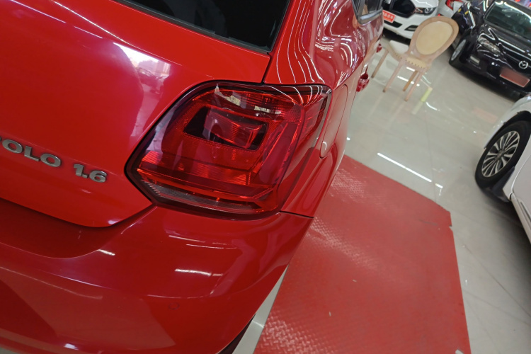 大众 Polo 2014款 1.6L 自动舒适版车身外观9