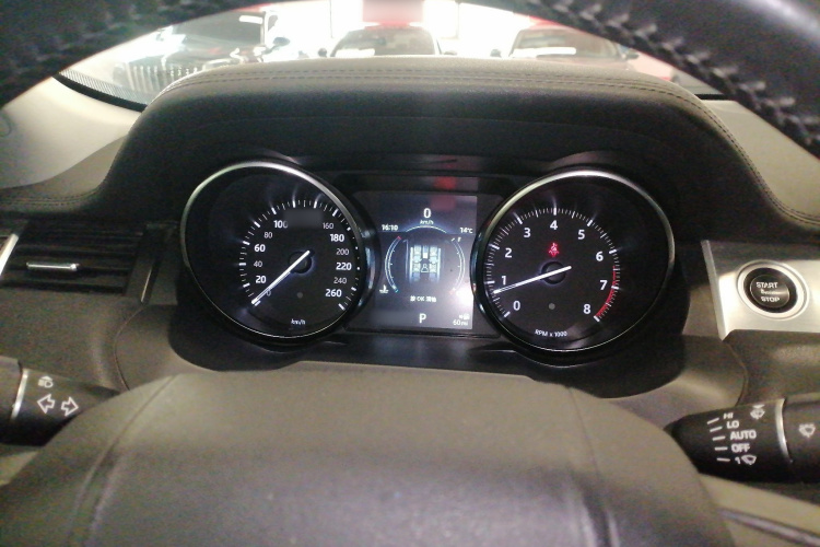 路虎 揽胜极光 2018款 240PS SE DYNAMIC 智锐版局部细节14