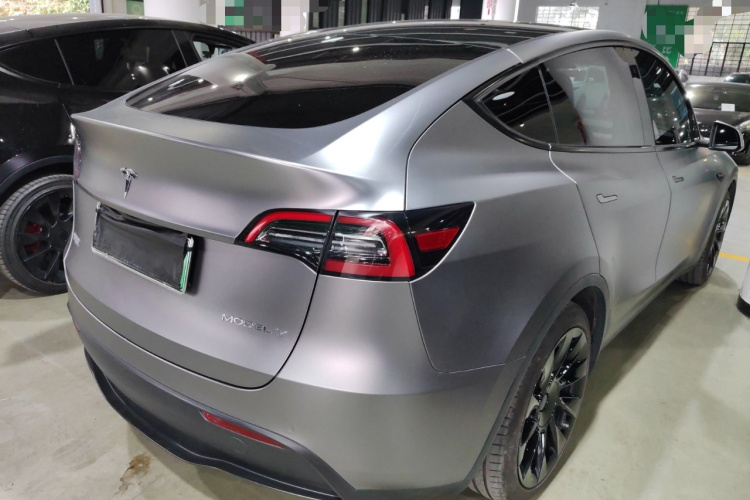 特斯拉 Model Y 2022款 后轮驱动版车身外观6005