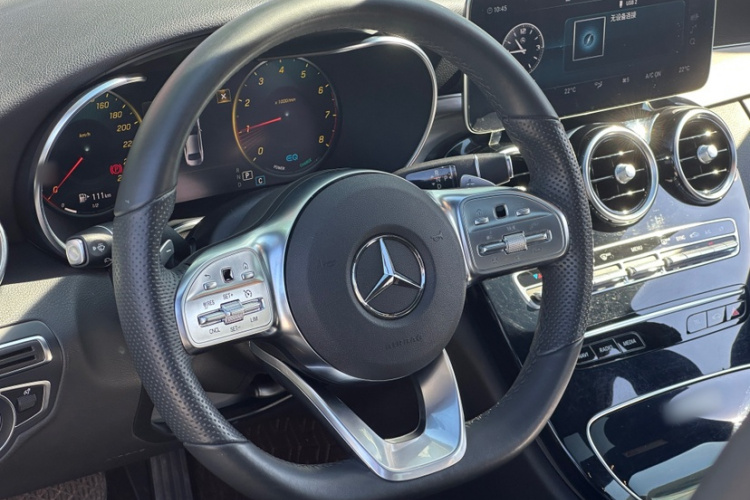 奔驰C级 2021款 C 260 星耀臻藏版中控内饰7002