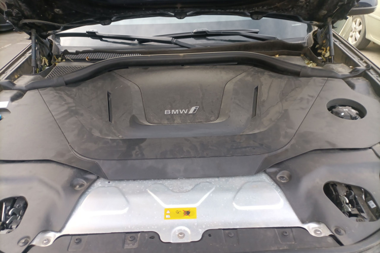 宝马iX3 2021款 改款 领先型机舱底盘24