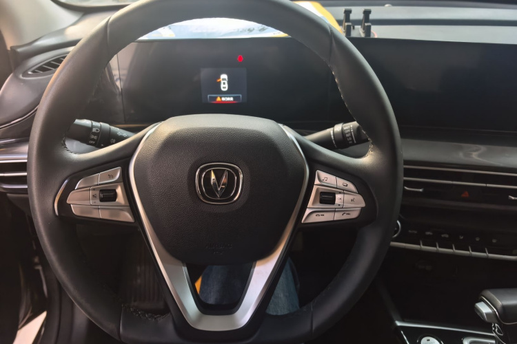 长安 逸动 2020款 PLUS 蓝鲸NE 1.4T GDI DCT尊贵型局部细节14