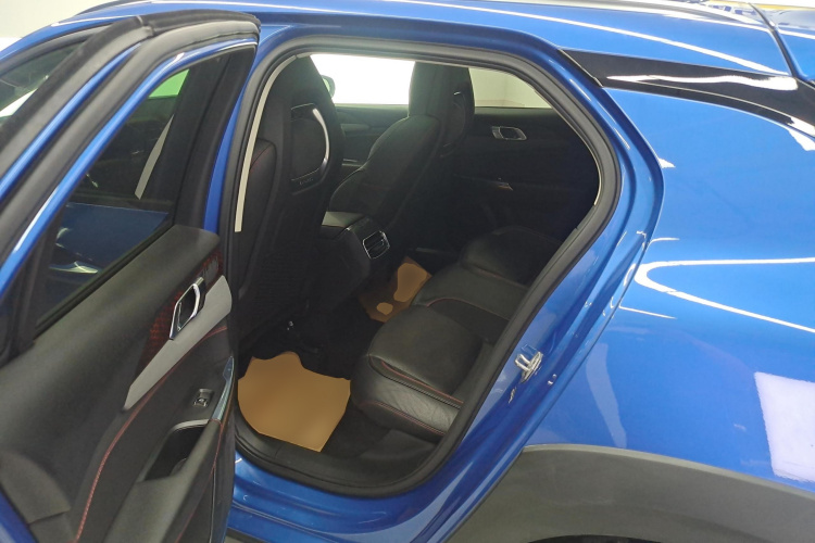 领克02 2018款 1.5T DCT两驱劲Pro版 国V中控内饰21