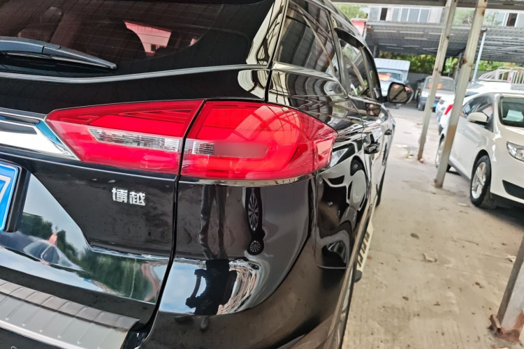 吉利汽车 博越 2016款 1.8TD 自动智尊型车身外观9