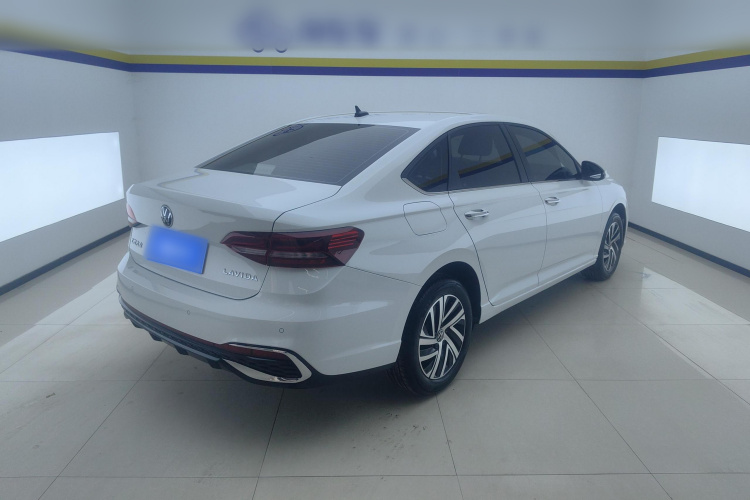 大众 朗逸 2024款 1.5L 自动星空五百万版车身外观7