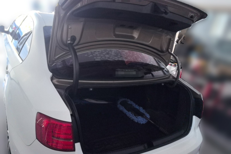 大众 速腾 2017款 230TSI 自动舒适型中控内饰23