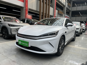 比亚迪 秦L 2025款 EV 545KM超越型