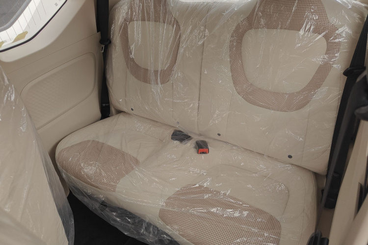 五菱汽车 宏光MINIEV 2024款 第三代 215km 青春版中控内饰21