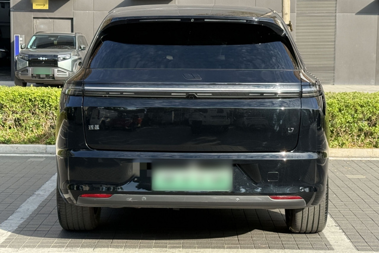 理想汽车 理想L7 2023款 Air车身外观6009
