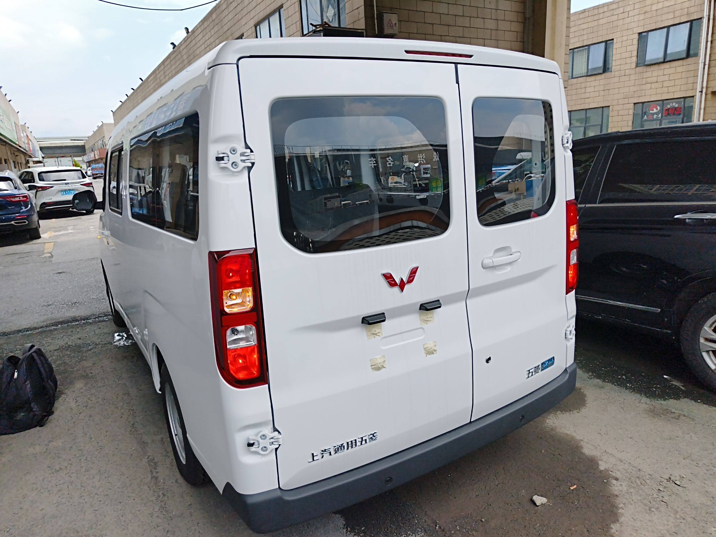 五菱汽车 五菱扬光 2024款 300KM 舒适型客车版 75kW