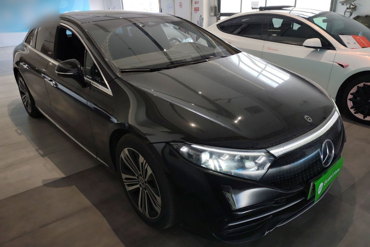 奔驰EQS 2022款 改款 450+ 先锋版车身外观3