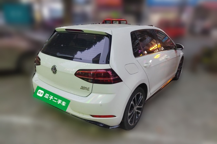 大众 高尔夫 2018款 280TSI 自动R-Line型车身外观7