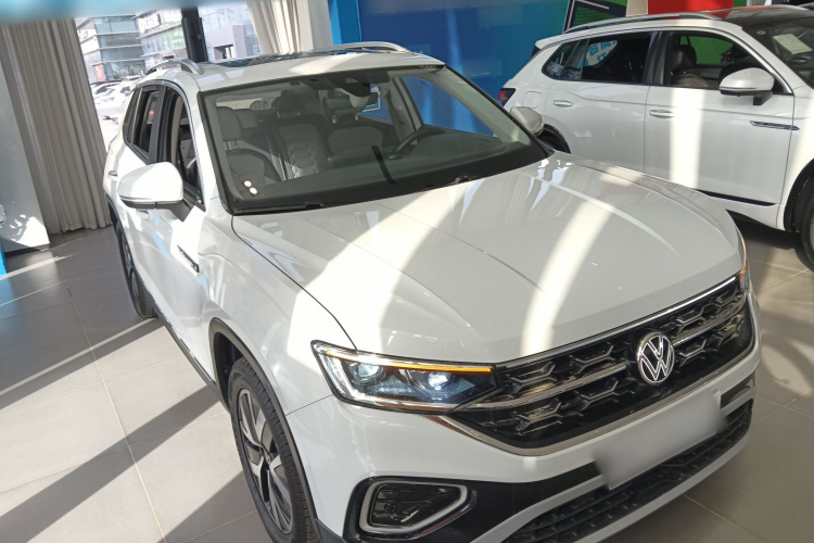 大众 探岳 2023款 300TSI 两驱豪华Plus进阶版车身外观3