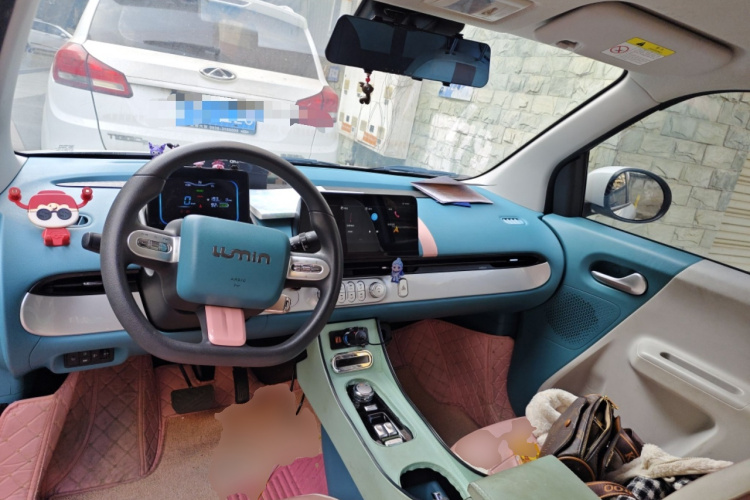 长安启源 长安Lumin 2022款 210km 香甜款中控内饰12