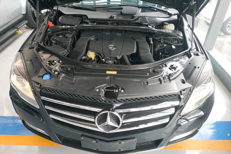 奔驰R级 2017款 R 320 4MATIC 商务型臻藏版局部细节24