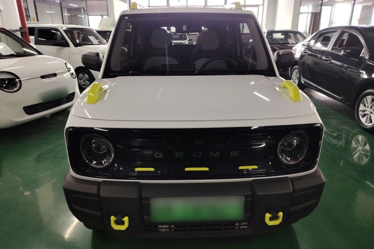 吉利银河 2025款 210km 熊猫骑士车身外观2