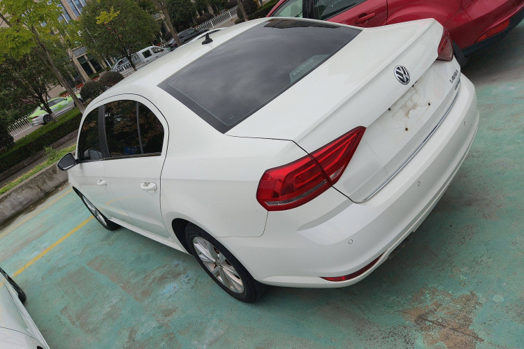 大众 朗逸 2015款 230TSI DSG舒适版车身外观6005