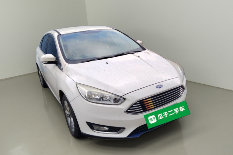 福特 福克斯 2015款 三厢 1.6L 手动舒适型车身外观3