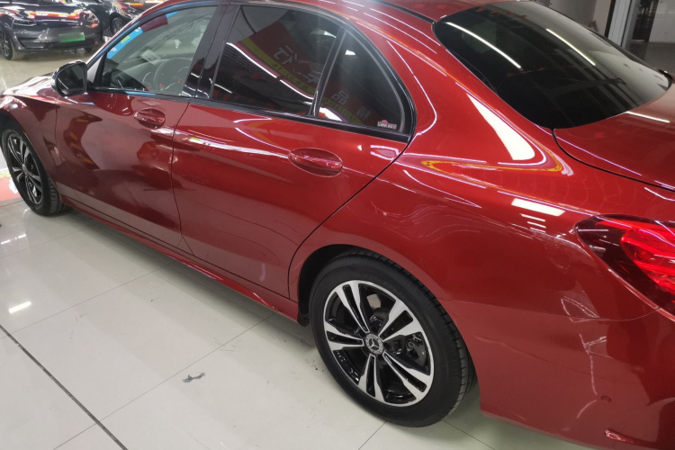 奔驰C级 2018款 C 200 运动版车身外观6003