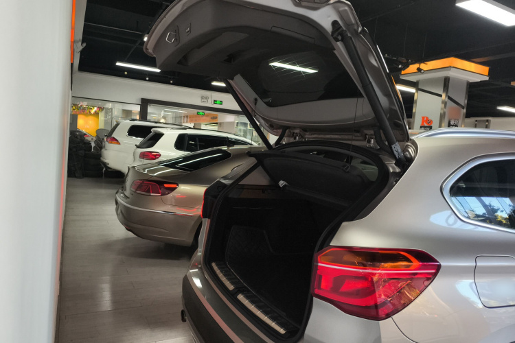 宝马X1 2016款 sDrive20Li 豪华型局部细节23