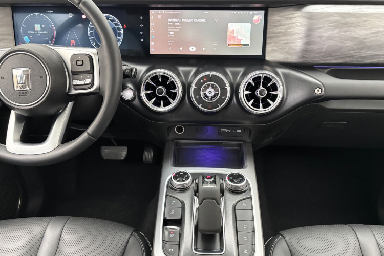 坦克300 2021款 越野版 2.0T 征服者局部细节16