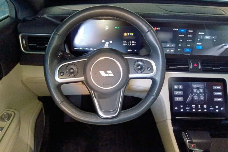 理想汽车 理想ONE 2020款 增程6座版中控内饰13