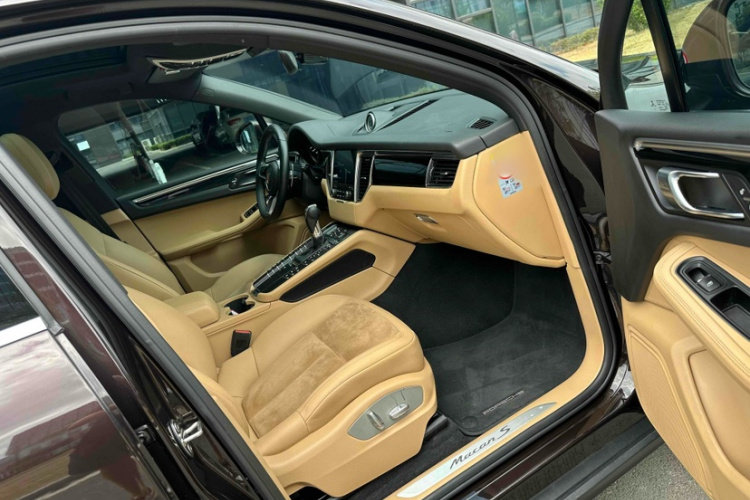 保时捷 2017款  Macan S 3.0T中控内饰7001