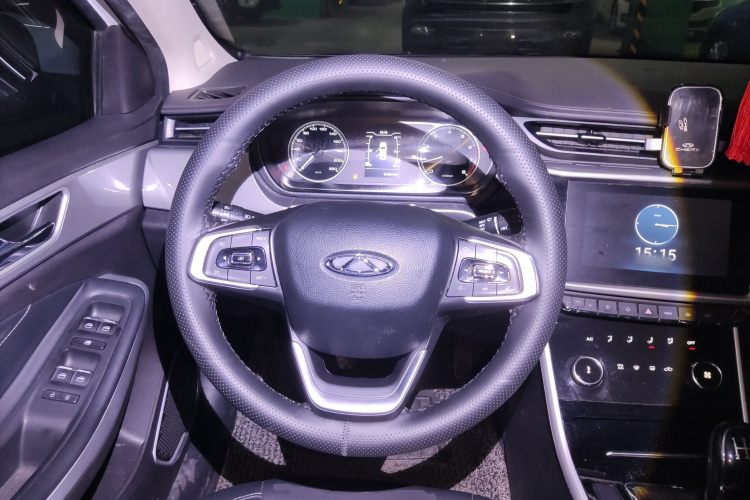 奇瑞 艾瑞泽5 2019款 1.5L 手动乐活版 国V中控内饰13