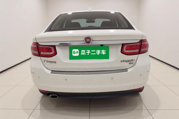 菲亚特 菲翔 2015款 1.4T 自动劲享版车身外观6