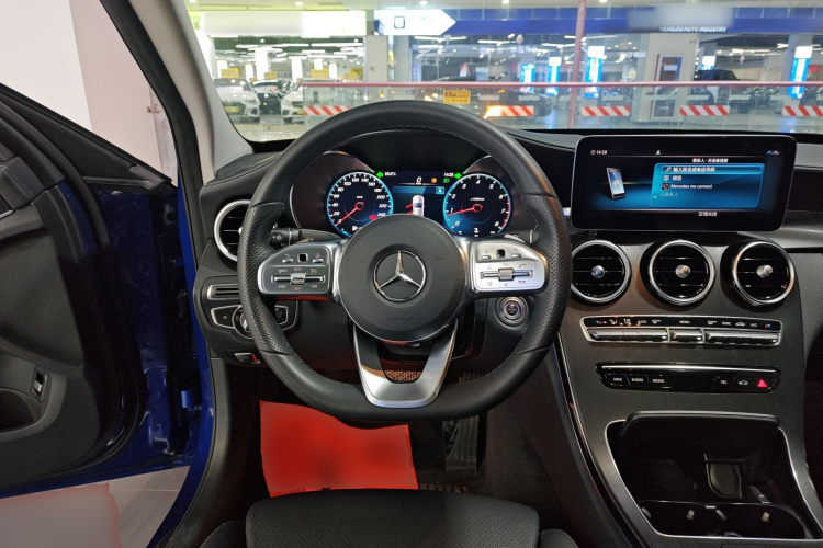 奔驰C级 2021款 C 200 L 时尚型运动版中控内饰13