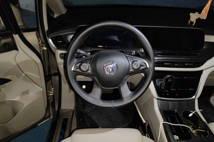 别克GL8 2022款 ES陆尊 653T 舒适型中控内饰13