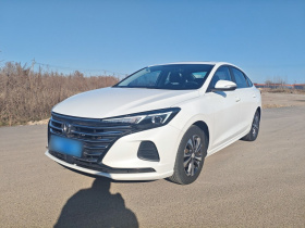 长安 逸动 2022款 PLUS 1.6L GDI CVT豪华型