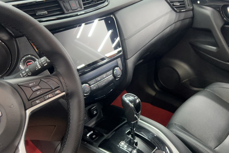 日产 奇骏 2023款 经典 2.0L 两驱智联舒享版局部细节16