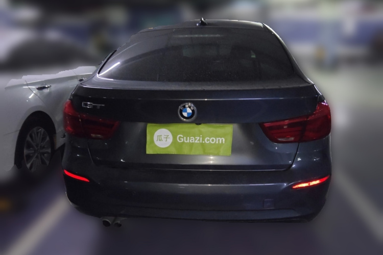 宝马3系GT 2019款 320i 时尚型车身外观6004
