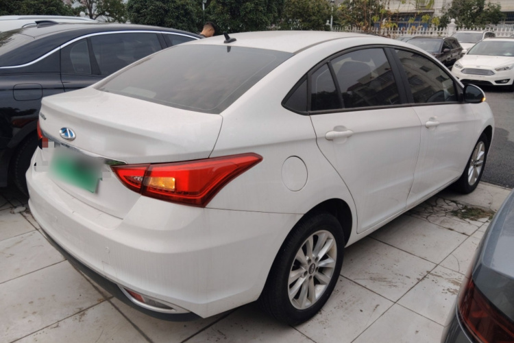 奇瑞新能源 艾瑞泽e 2020款 出行版plus车身外观7