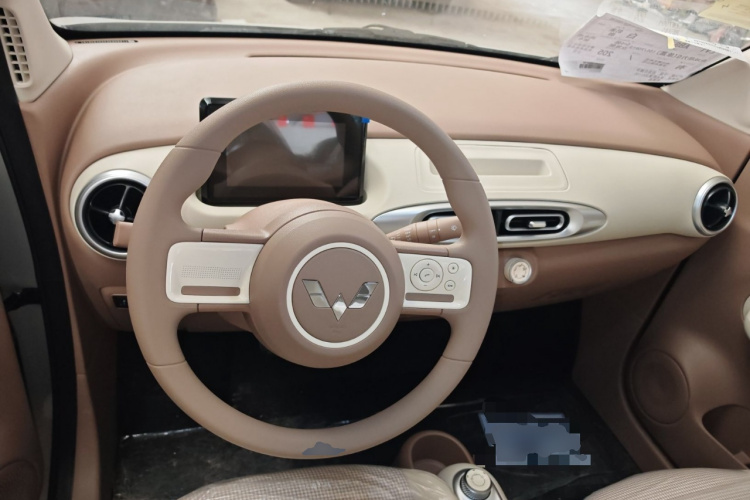 五菱汽车 宏光MINIEV 2025款 四门版 进阶款中控内饰13