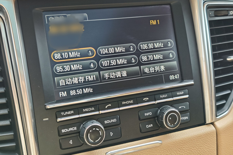 保时捷 2014款 Macan 2.0T中控内饰7015