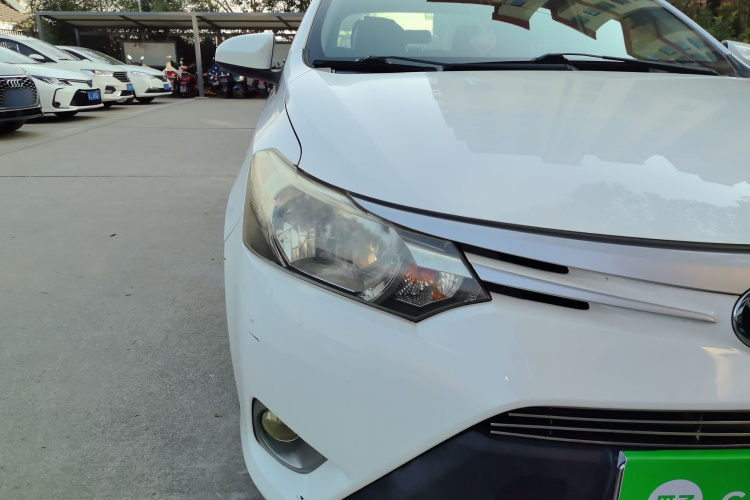 丰田 威驰 2014款 1.3L 手动型尚版车身外观8
