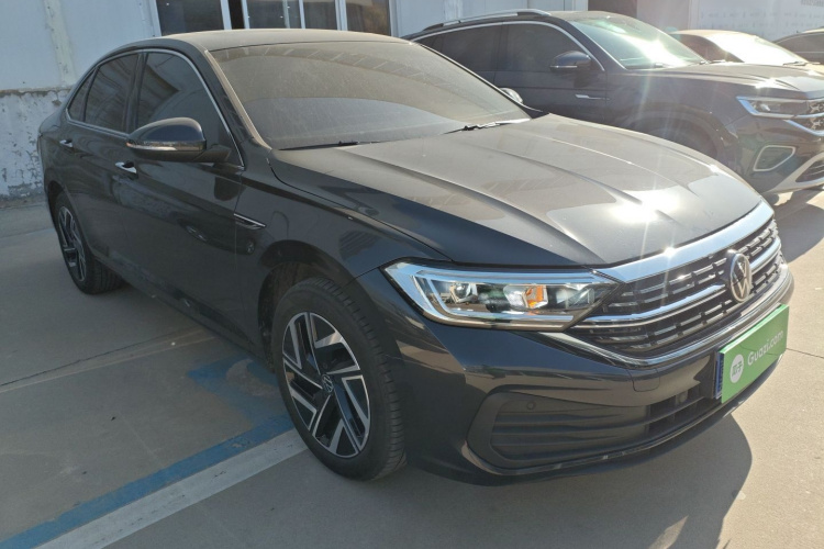 大众 速腾 2025款 改款三 300TSI DSG超越版车身外观3